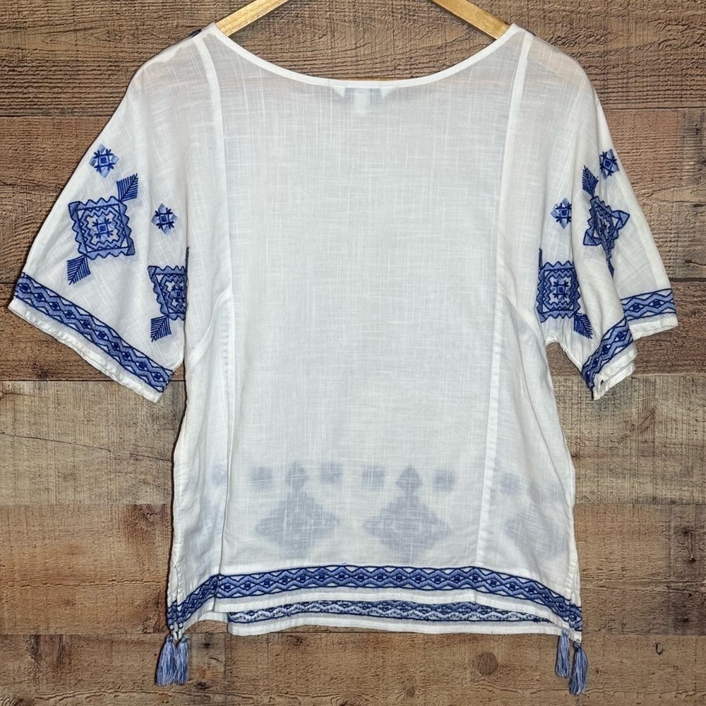 VINEYARD VINES Grand Millennial Embroidered Blue White Lightweight Top size XS - Picture 3 of 10